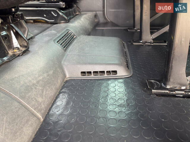 Серый Рено Трафик, объемом двигателя 1.6 л и пробегом 297 тыс. км за 13800 $, фото 19 на Automoto.ua