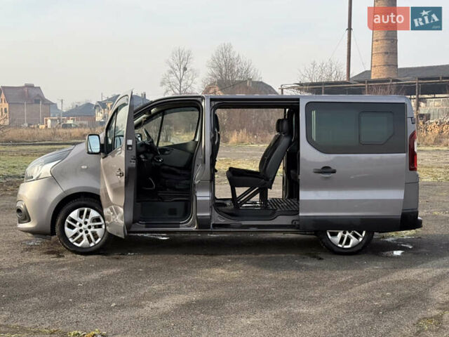 Серый Рено Трафик, объемом двигателя 1.6 л и пробегом 297 тыс. км за 13800 $, фото 13 на Automoto.ua