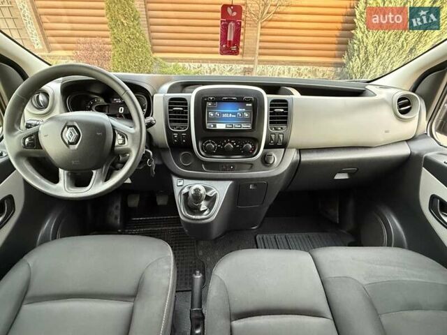 Сірий Рено Трафік, об'ємом двигуна 1.6 л та пробігом 254 тис. км за 14700 $, фото 68 на Automoto.ua