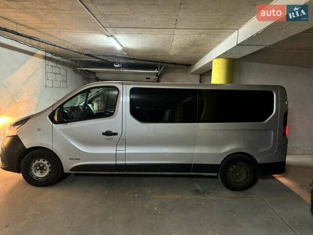 Серый Рено Трафик, объемом двигателя 1.6 л и пробегом 217 тыс. км за 17400 $, фото 9 на Automoto.ua