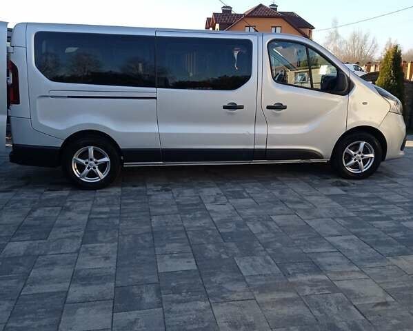 Сірий Рено Трафік, об'ємом двигуна 1.6 л та пробігом 290 тис. км за 15000 $, фото 2 на Automoto.ua