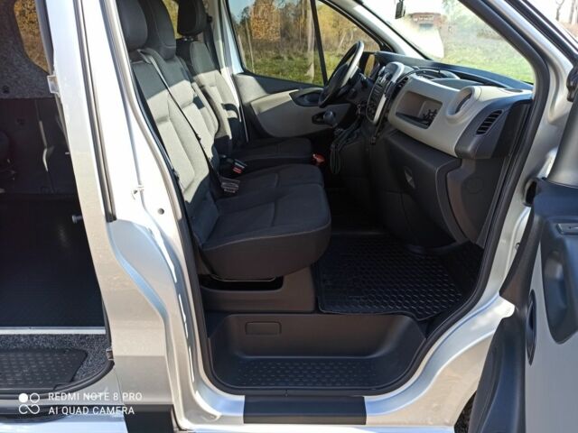 Сірий Рено Трафік, об'ємом двигуна 1.6 л та пробігом 330 тис. км за 13500 $, фото 5 на Automoto.ua