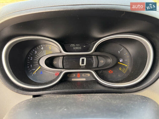 Серый Рено Трафик, объемом двигателя 1.6 л и пробегом 297 тыс. км за 13800 $, фото 24 на Automoto.ua