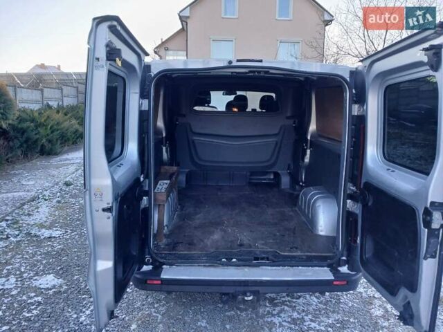 Сірий Рено Трафік, об'ємом двигуна 1.6 л та пробігом 245 тис. км за 15200 $, фото 11 на Automoto.ua