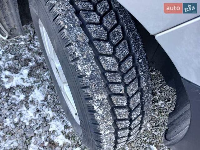 Сірий Рено Трафік, об'ємом двигуна 1.6 л та пробігом 245 тис. км за 15200 $, фото 8 на Automoto.ua