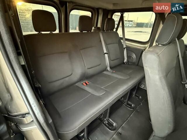 Сірий Рено Трафік, об'ємом двигуна 1.6 л та пробігом 254 тис. км за 14700 $, фото 64 на Automoto.ua