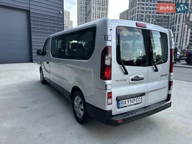 Сірий Рено Трафік, об'ємом двигуна 1.6 л та пробігом 235 тис. км за 14850 $, фото 82 на Automoto.ua