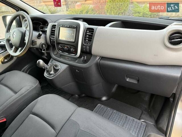 Сірий Рено Трафік, об'ємом двигуна 1.6 л та пробігом 254 тис. км за 14700 $, фото 59 на Automoto.ua
