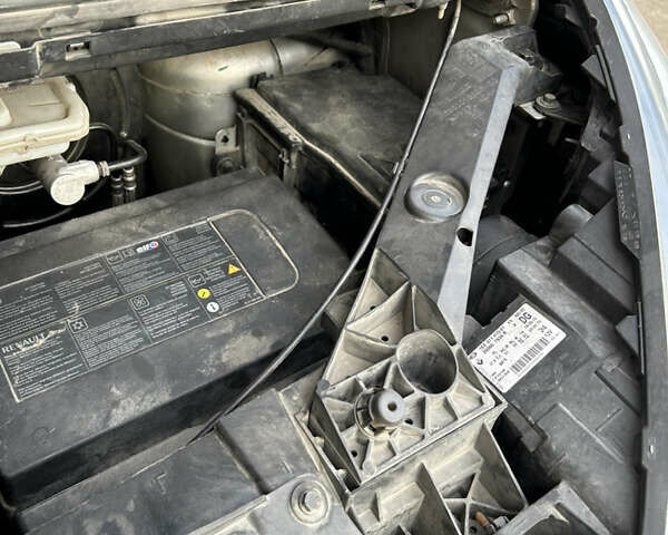 Сірий Рено Трафік, об'ємом двигуна 1.6 л та пробігом 340 тис. км за 13700 $, фото 18 на Automoto.ua