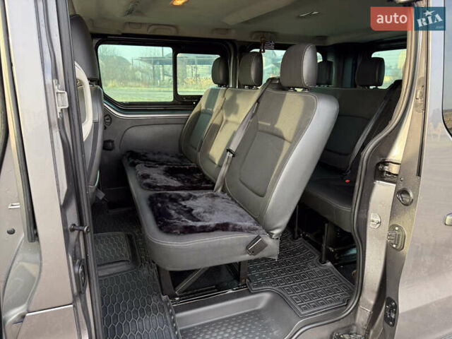 Серый Рено Трафик, объемом двигателя 1.6 л и пробегом 297 тыс. км за 13800 $, фото 9 на Automoto.ua