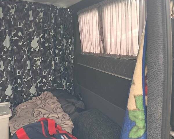 Сірий Рено Трафік, об'ємом двигуна 1.6 л та пробігом 260 тис. км за 15999 $, фото 11 на Automoto.ua