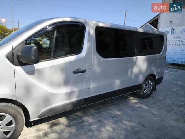 Серый Рено Трафик, объемом двигателя 1.6 л и пробегом 223 тыс. км за 15500 $, фото 7 на Automoto.ua