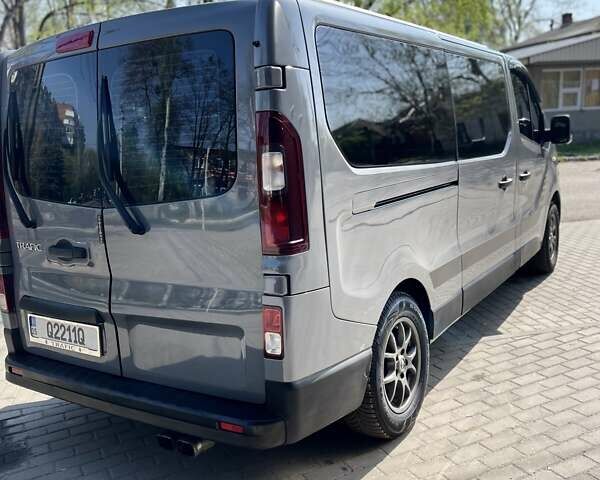 Сірий Рено Трафік, об'ємом двигуна 1.6 л та пробігом 230 тис. км за 14000 $, фото 1 на Automoto.ua