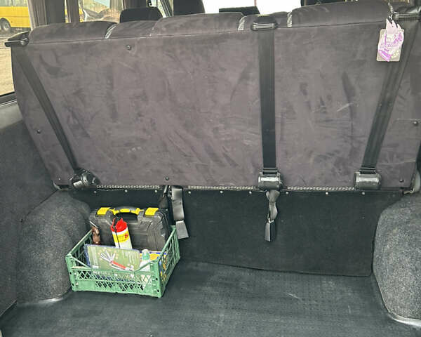 Сірий Рено Трафік, об'ємом двигуна 1.6 л та пробігом 340 тис. км за 13700 $, фото 28 на Automoto.ua