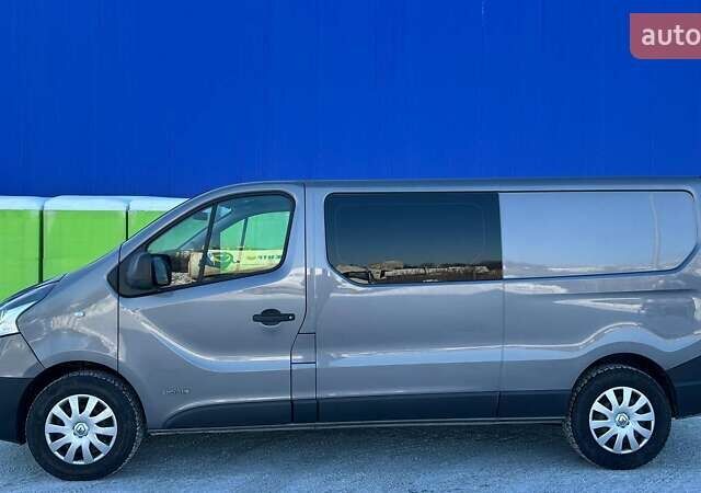 Сірий Рено Трафік, об'ємом двигуна 1.6 л та пробігом 180 тис. км за 16200 $, фото 3 на Automoto.ua