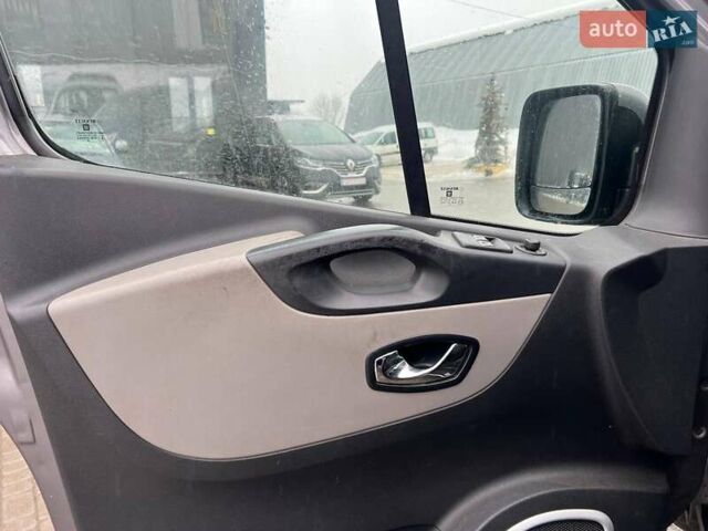Сірий Рено Трафік, об'ємом двигуна 1.6 л та пробігом 218 тис. км за 14200 $, фото 11 на Automoto.ua