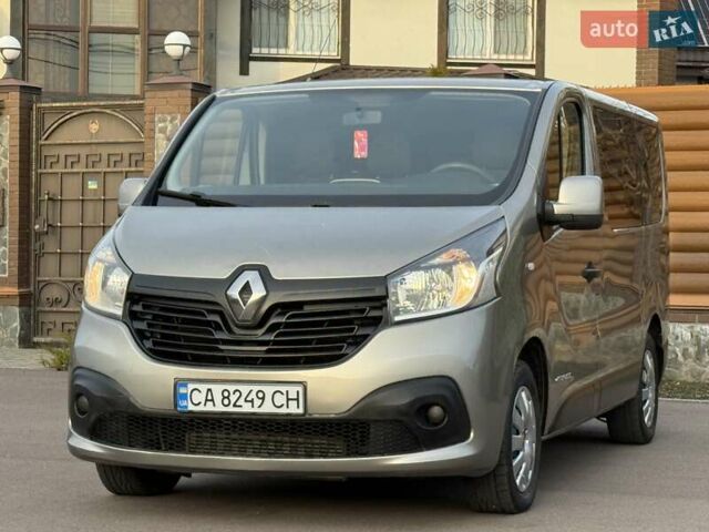 Сірий Рено Трафік, об'ємом двигуна 1.6 л та пробігом 254 тис. км за 14700 $, фото 1 на Automoto.ua