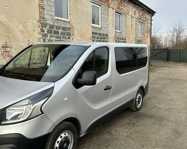 Сірий Рено Трафік, об'ємом двигуна 1.6 л та пробігом 340 тис. км за 13700 $, фото 44 на Automoto.ua