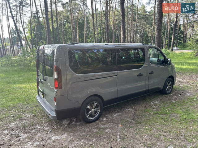 Серый Рено Трафик, объемом двигателя 1.6 л и пробегом 210 тыс. км за 14950 $, фото 14 на Automoto.ua