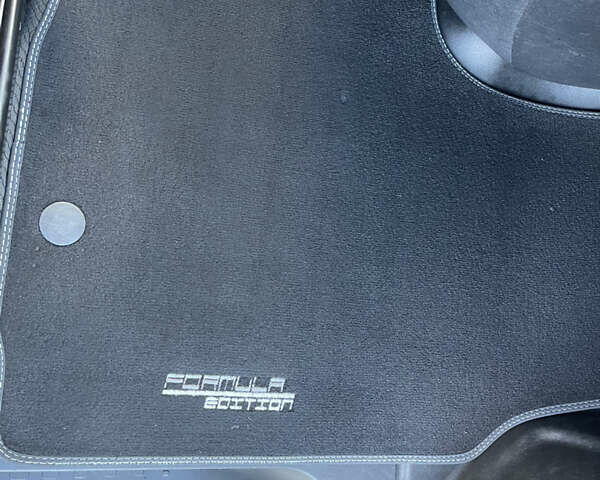 Серый Рено Трафик, объемом двигателя 1.6 л и пробегом 204 тыс. км за 15999 $, фото 42 на Automoto.ua