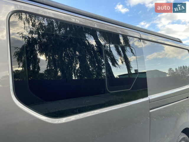 Серый Рено Трафик, объемом двигателя 1.6 л и пробегом 204 тыс. км за 15999 $, фото 28 на Automoto.ua