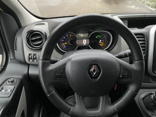 Сірий Рено Трафік, об'ємом двигуна 1.6 л та пробігом 3 тис. км за 14500 $, фото 5 на Automoto.ua