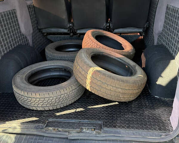 Сірий Рено Трафік, об'ємом двигуна 1.6 л та пробігом 157 тис. км за 13800 $, фото 14 на Automoto.ua