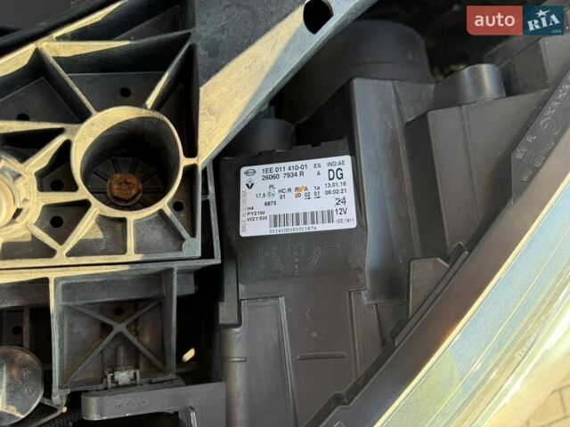 Сірий Рено Трафік, об'ємом двигуна 1.6 л та пробігом 174 тис. км за 16300 $, фото 39 на Automoto.ua