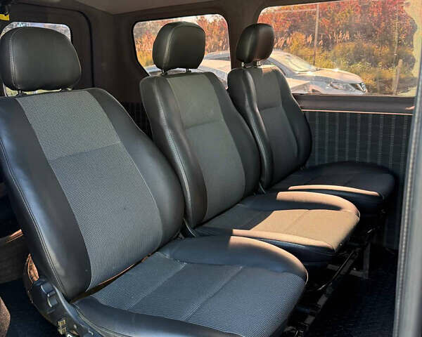 Сірий Рено Трафік, об'ємом двигуна 1.6 л та пробігом 157 тис. км за 13800 $, фото 12 на Automoto.ua