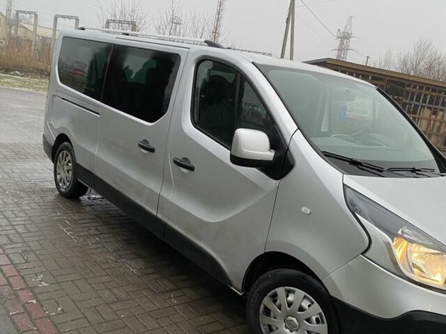 Сірий Рено Трафік, об'ємом двигуна 1.6 л та пробігом 3 тис. км за 14500 $, фото 2 на Automoto.ua