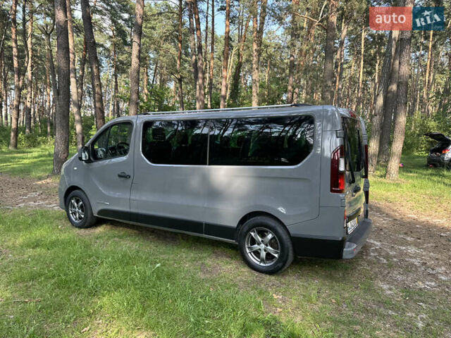 Серый Рено Трафик, объемом двигателя 1.6 л и пробегом 210 тыс. км за 14950 $, фото 20 на Automoto.ua