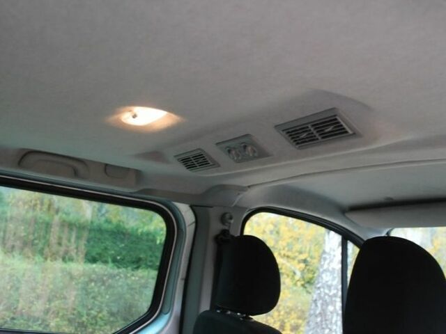 Серый Рено Трафик, объемом двигателя 1.6 л и пробегом 126 тыс. км за 10500 $, фото 12 на Automoto.ua