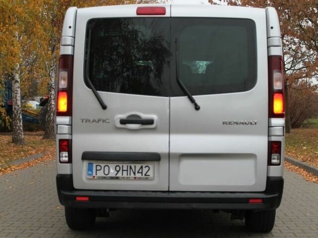 Серый Рено Трафик, объемом двигателя 1.6 л и пробегом 126 тыс. км за 10500 $, фото 6 на Automoto.ua