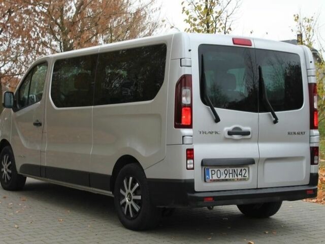 Серый Рено Трафик, объемом двигателя 1.6 л и пробегом 126 тыс. км за 10500 $, фото 5 на Automoto.ua