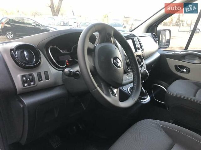 Серый Рено Трафик, объемом двигателя 1.6 л и пробегом 192 тыс. км за 15950 $, фото 8 на Automoto.ua