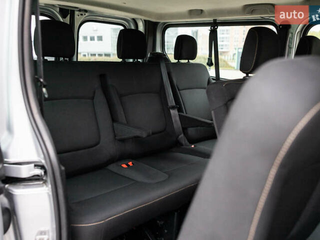 Серый Рено Трафик, объемом двигателя 1.6 л и пробегом 237 тыс. км за 16800 $, фото 50 на Automoto.ua