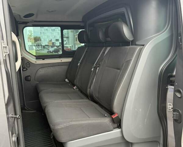 Серый Рено Трафик, объемом двигателя 1.6 л и пробегом 280 тыс. км за 16500 $, фото 8 на Automoto.ua