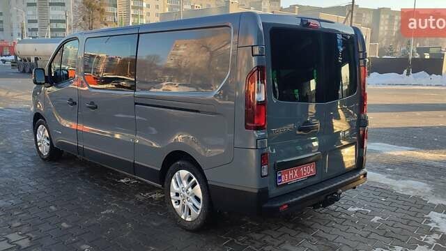 Сірий Рено Трафік, об'ємом двигуна 1.6 л та пробігом 190 тис. км за 17800 $, фото 5 на Automoto.ua
