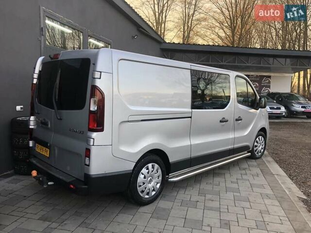 Серый Рено Трафик, объемом двигателя 1.6 л и пробегом 192 тыс. км за 15950 $, фото 2 на Automoto.ua