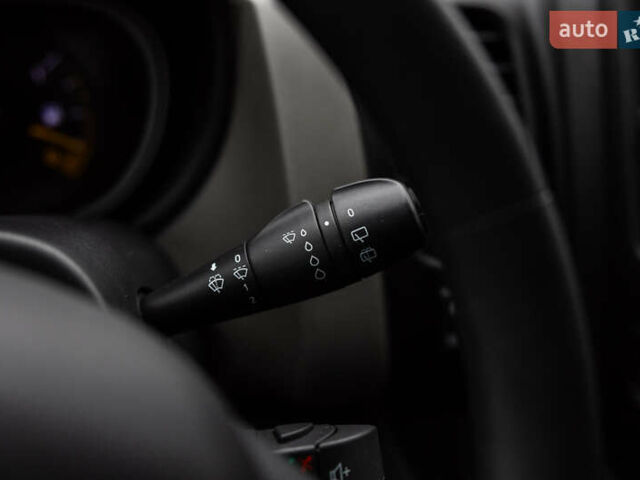 Серый Рено Трафик, объемом двигателя 1.6 л и пробегом 237 тыс. км за 16800 $, фото 23 на Automoto.ua