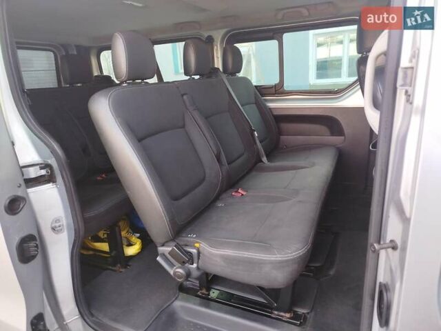 Серый Рено Трафик, объемом двигателя 1.6 л и пробегом 206 тыс. км за 13500 $, фото 13 на Automoto.ua
