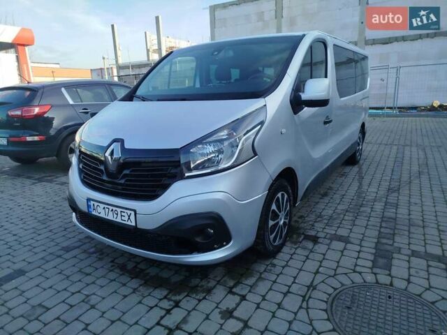 Серый Рено Трафик, объемом двигателя 1.6 л и пробегом 206 тыс. км за 13500 $, фото 4 на Automoto.ua