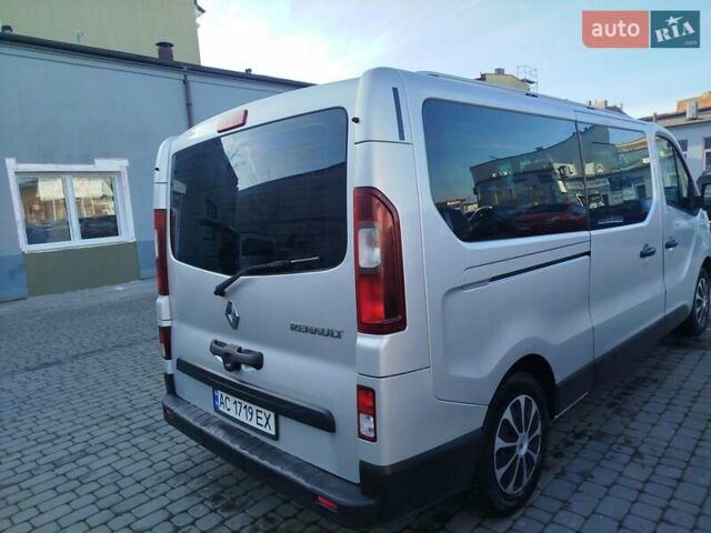 Серый Рено Трафик, объемом двигателя 1.6 л и пробегом 206 тыс. км за 13500 $, фото 9 на Automoto.ua