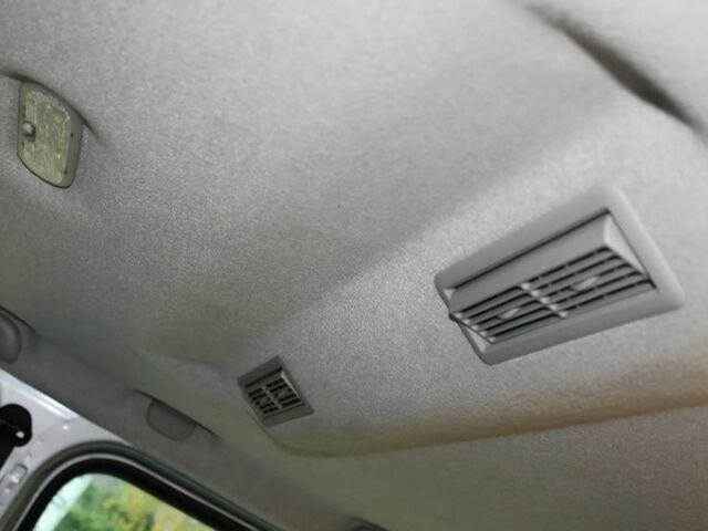 Серый Рено Трафик, объемом двигателя 1.6 л и пробегом 126 тыс. км за 10500 $, фото 19 на Automoto.ua