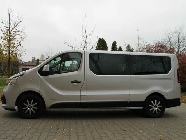 Серый Рено Трафик, объемом двигателя 1.6 л и пробегом 126 тыс. км за 10500 $, фото 4 на Automoto.ua