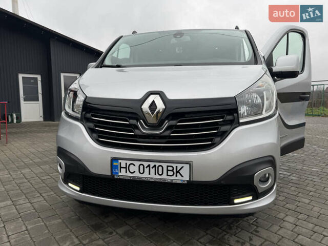 Серый Рено Трафик, объемом двигателя 1.6 л и пробегом 194 тыс. км за 17500 $, фото 15 на Automoto.ua