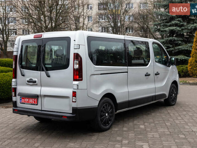 Серый Рено Трафик, объемом двигателя 1.6 л и пробегом 237 тыс. км за 16800 $, фото 6 на Automoto.ua