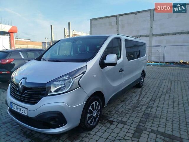 Серый Рено Трафик, объемом двигателя 1.6 л и пробегом 206 тыс. км за 13500 $, фото 3 на Automoto.ua