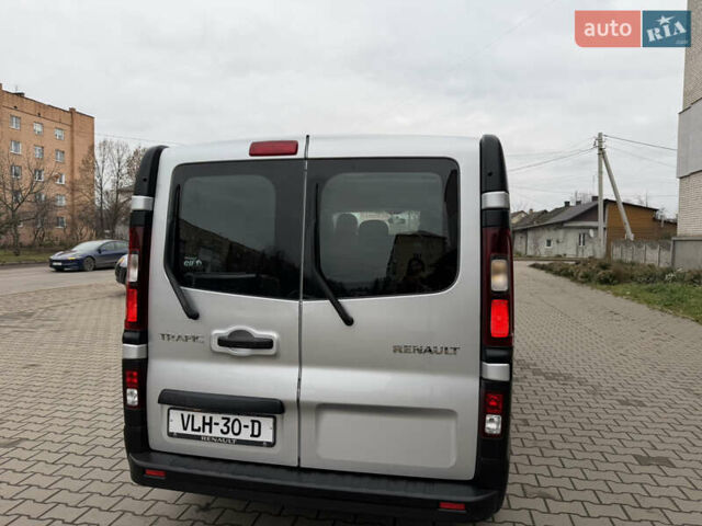 Серый Рено Трафик, объемом двигателя 1.6 л и пробегом 197 тыс. км за 16500 $, фото 6 на Automoto.ua