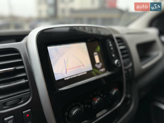 Серый Рено Трафик, объемом двигателя 1.6 л и пробегом 231 тыс. км за 16950 $, фото 29 на Automoto.ua